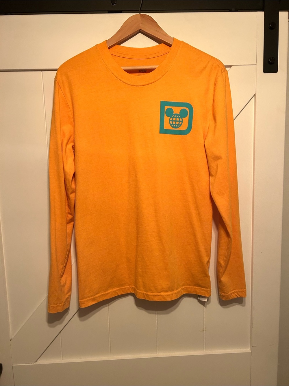 Disney World Crewneck Long Sleeve Men’s Shirt Size Small